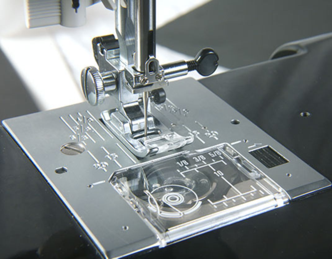 Janome HD5000BE Sewing Machine detail