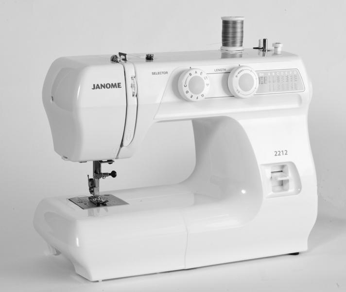 Janome 2212 Sewing Machine